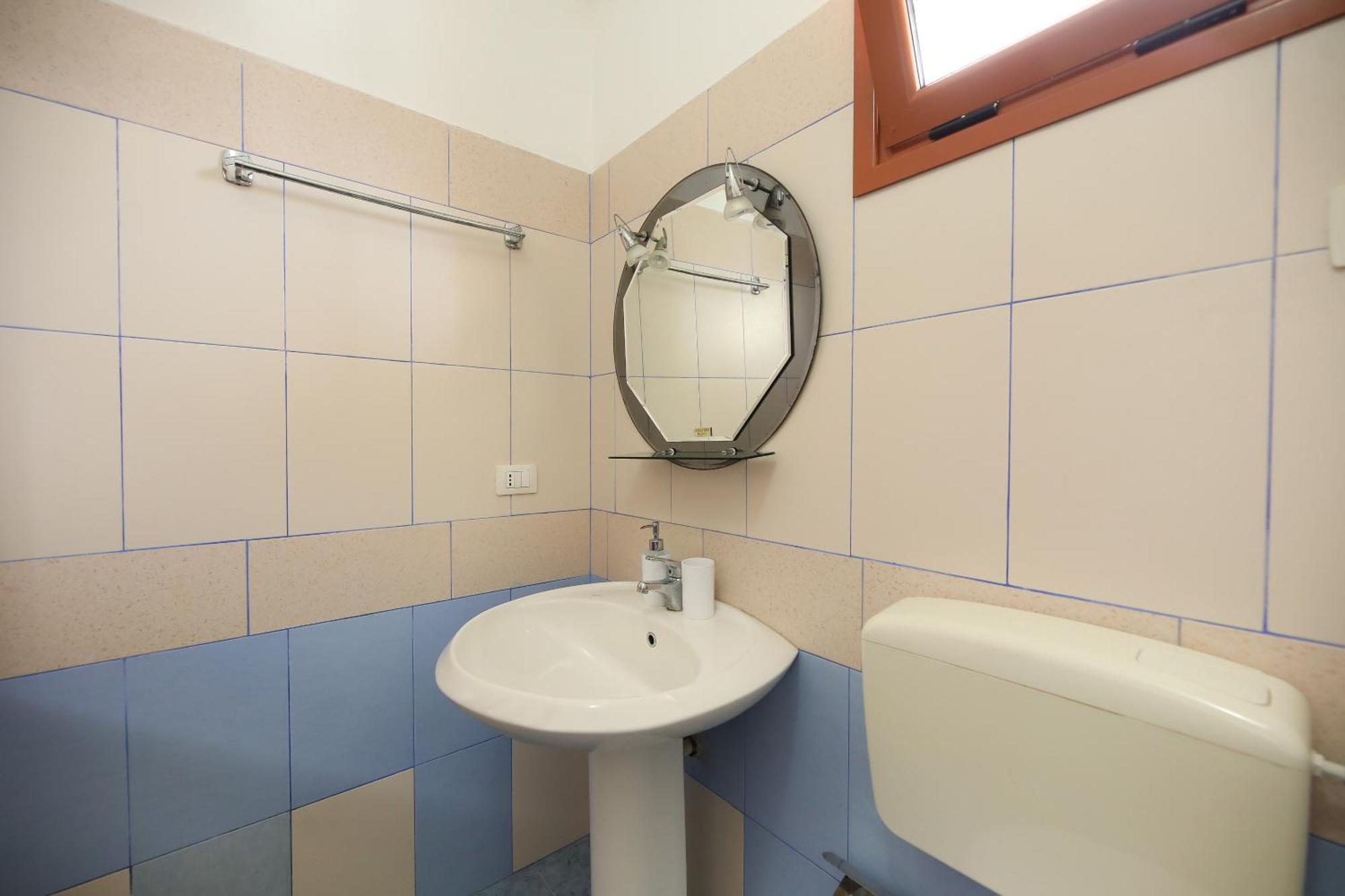 Vila Feliz - Premium Rooms With Free Private Parking Vlorë Exterior foto