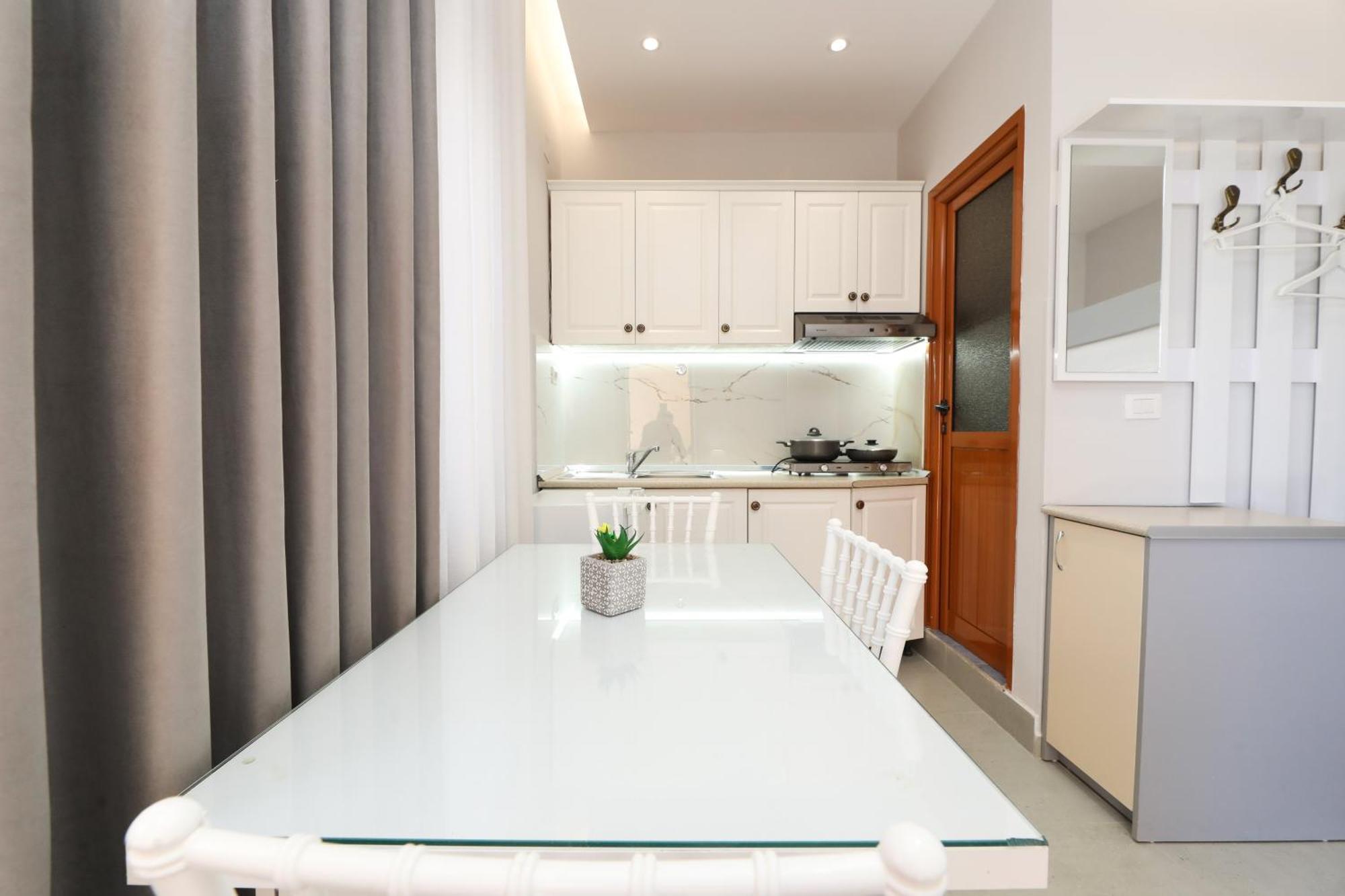 Vila Feliz - Premium Rooms With Free Private Parking Vlorë Exterior foto