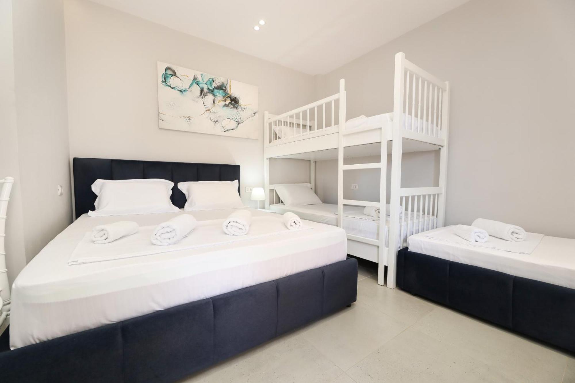 Vila Feliz - Premium Rooms With Free Private Parking Vlorë Exterior foto